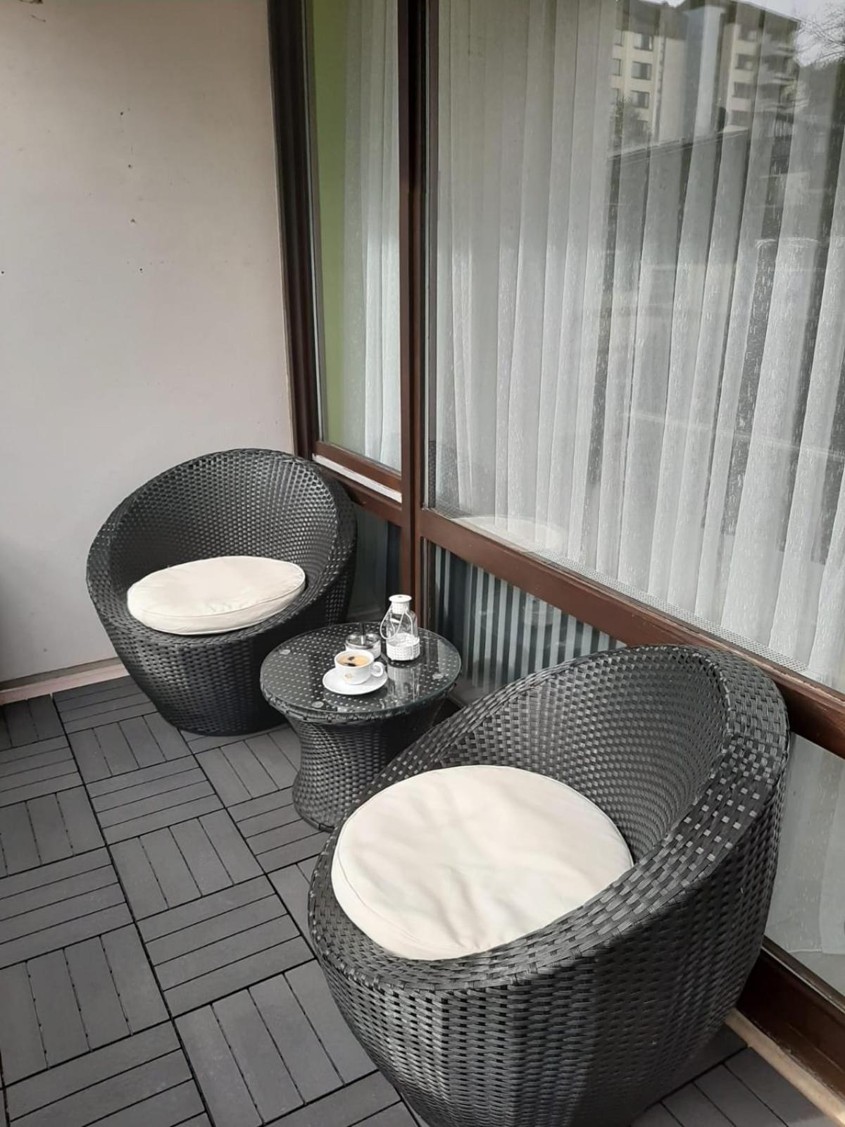 Apartment In *
